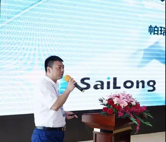 ONE游戏官网-皇马巴塞赞助商