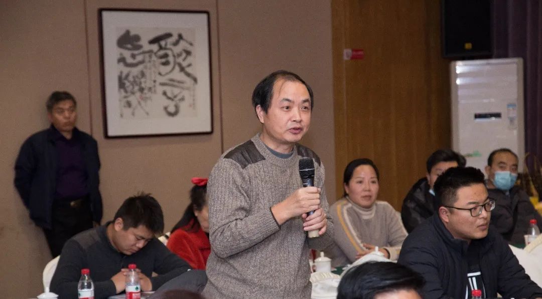 ONE游戏官网-皇马巴塞赞助商